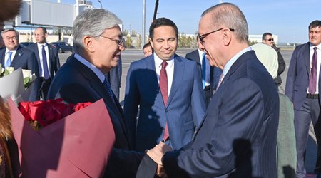 Токаев встретил Эрдогана в аэропорту Астаны