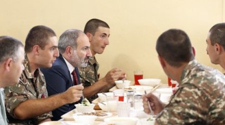 Пашинян обеспокоен ситуацией в армянской армии