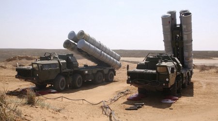 Russians hit Mykolaiv with S-300 missiles, killing one