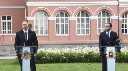 Ильхам Алиев: Чтобы стать транзитной страной, нужны добрые отношения с соседями