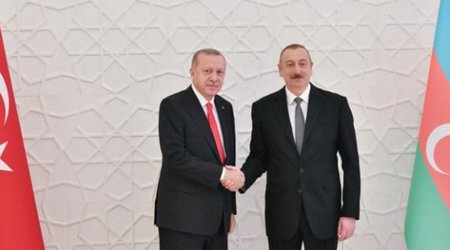 Алиев поздравил Эрдогана