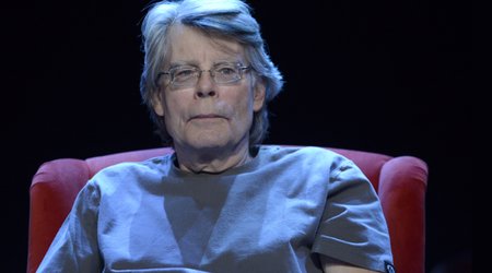 Steven King on his way to Kyiv to support Ukraine