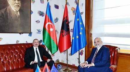 İlham Əliyev Albaniyanın Baş naziri ilə təkbətək görüşdü