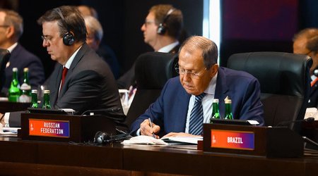 Lavrov G20 sammitini niyə tez tərk etdi?