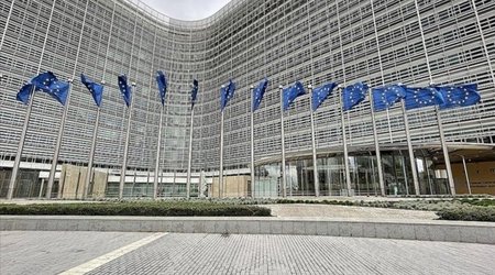 EU summit to give Bosnia and Herzegovina candidate status for EU membership