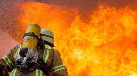 Oil factory on fire in Yerevan
