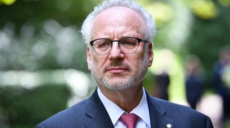 Президент Латвии поздравил Ильхама Алиева
