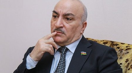 Deputat Tahir Kərimli əsəbiləşdi - Niyə bu şəxslərə hələ də ev verilmir - VİDEO