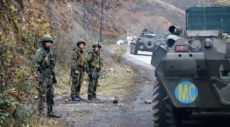 Rəsmi Bakı sülhməramlılardan separatçıların təhvil verilməsini İSTƏMƏLİDİR