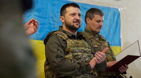 Зеленский призвал украинцев поддерживать друг друга