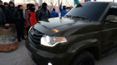 Автомобили миротворцев вновь беспрепятственно проехали по дороге Ханкенди - Лачын