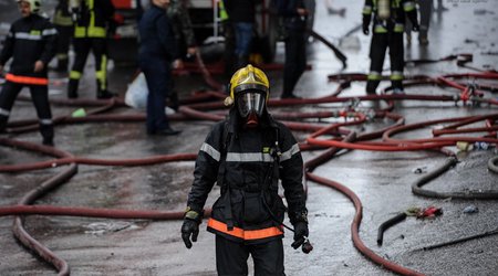 На железнодорожной станции в Баку сгорели два вагона