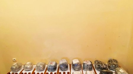 Предотвращен ввоз 13 кг наркотиков из Ирана в Азербайджан