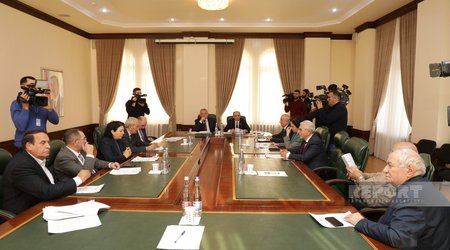 Утверждена Концепция возвращения в Западный Азербайджан