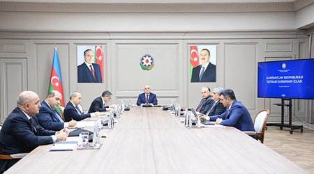 İqtisadi Şuranın iclası keçirilib