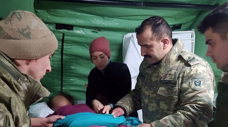 Военные врачи Азербайджана провели в Турции еще 7 хирургических операций