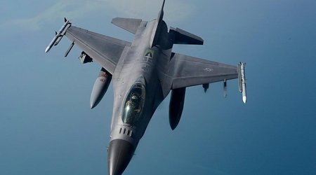 FT: Over time, US will provide Ukraine with fighter jets
