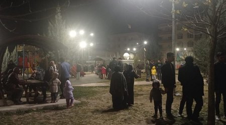 Сильное землетрясение в Турции, 6 человек погибли, еще 294 ранены