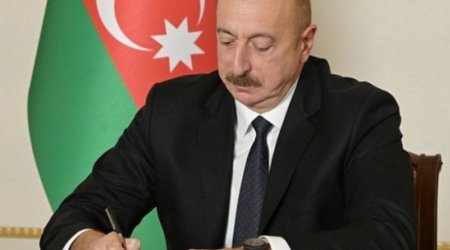 Алиев поздравил императора Японии