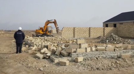 В Гяндже предотвращено незаконное строительство