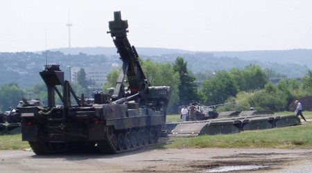 Germany sends 6 BIBER bridge-laying tanks to Ukraine