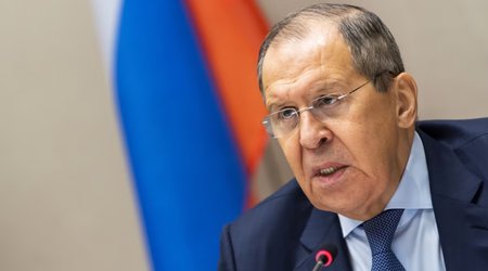 Lavrov: Russia ready to help organize Azerbaijan-Armenia talks on peace treaty