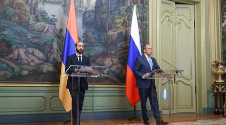 Lavrov və Mirzoyan İrəvanla Bakı arasındakı münasibətləri müzakirə edib