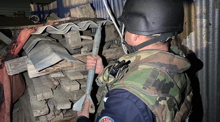 В Баку обнаружен танковый снаряд