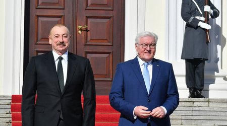 Azərbaycan və Almaniya prezidentlərinin Berlində geniş tərkibdə görüşü başlayıb