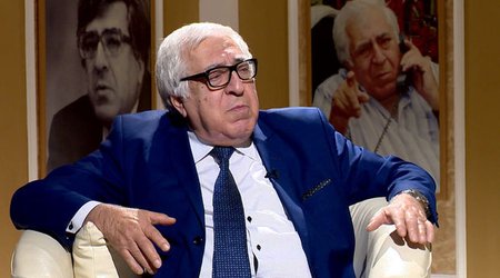 Prezident İlham Əliyev yazıçı Anarı təltif edib