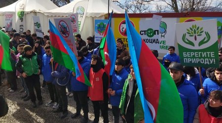Aksiya iştirakçıları 97 gündür dünya ictimaiyyətinə çağırışlar edir