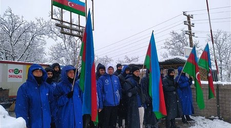Мирная экоакция на дороге Ханкенди-Лачин продолжается уже 111 дней