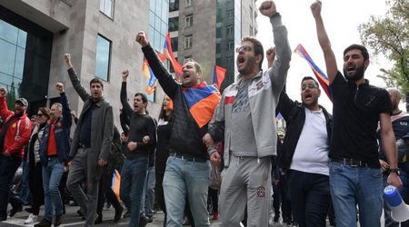 Protest held outside Armenian parliament, Pashinyan's resignation demanded