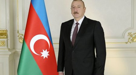 İlham Əliyev Tacikistana dövlət səfərinə gedib
