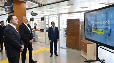 Prezident İlham Əliyev və Baş nazir İrakli Qaribaşvili Qəbələ regional ASAN xidmət mərkəzində olublar