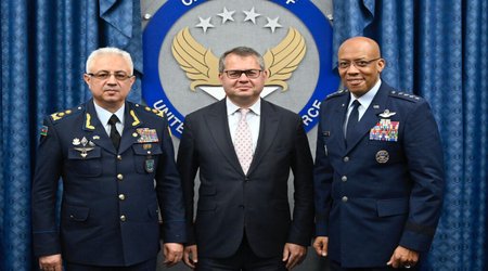 Müdafiə nazirinin müavini ABŞ HHQ-nin Baş Qərargah rəisi ilə görüşüb