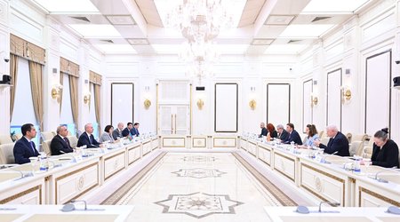Milli Məclisin sədri Sahibə Qafarova ATƏT-in fəaliyyətdə olan sədri ilə görüşüb