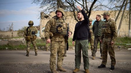 Ukrainian president visits front-line positions in Avdiivka