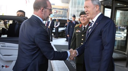 Defense ministers of Türkiye, New Zealand mull co-op developm