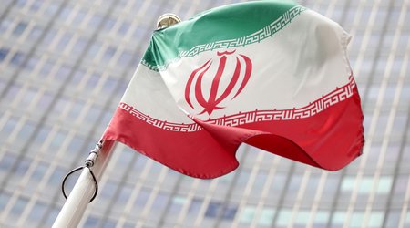 İRNA: İran ordusu gəminin Oman körfəzində saxlandığını təsdiqləyib