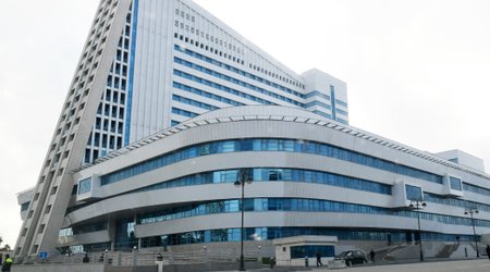 В Баку пациент напал на сотрудника клиники