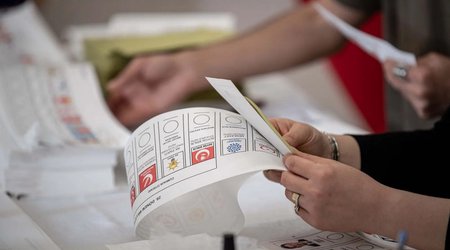 Türkiyədə prezident və parlament seçkilərinin səsverməsi başlayıb