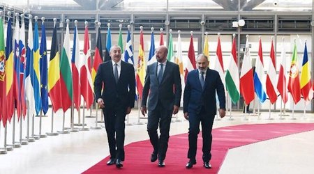 Состоялась встреча  Алиева с  Мишелем и Пашиняном