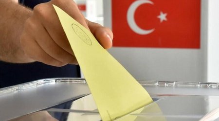 Türkiyədə səslərin 90% hesablanıb, Ərdoğan irəlidədir