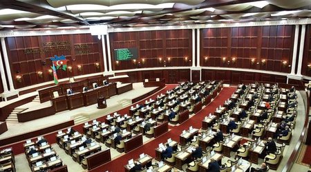 Dövlət büdcəsinə dəyişiklik müzakirə olunacaq