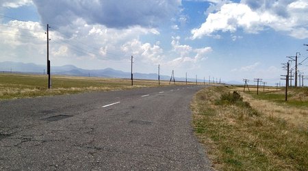 Armenian authorities to build new bridge on highway leading to border with Türkiye