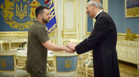 Zelenskyy discusses Ukrainian peace formula with Vatican representative