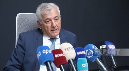 Azərbaycanlı tələbələr Uorvik Universitetinin diplomlarını alacaqlar