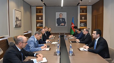Ceyhun Bayramov Tovio Klaarla görüşüb