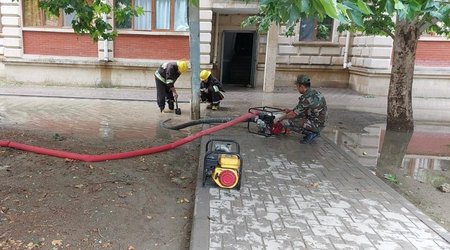 В Гяндже и Нафталане устранены последствия затопления
